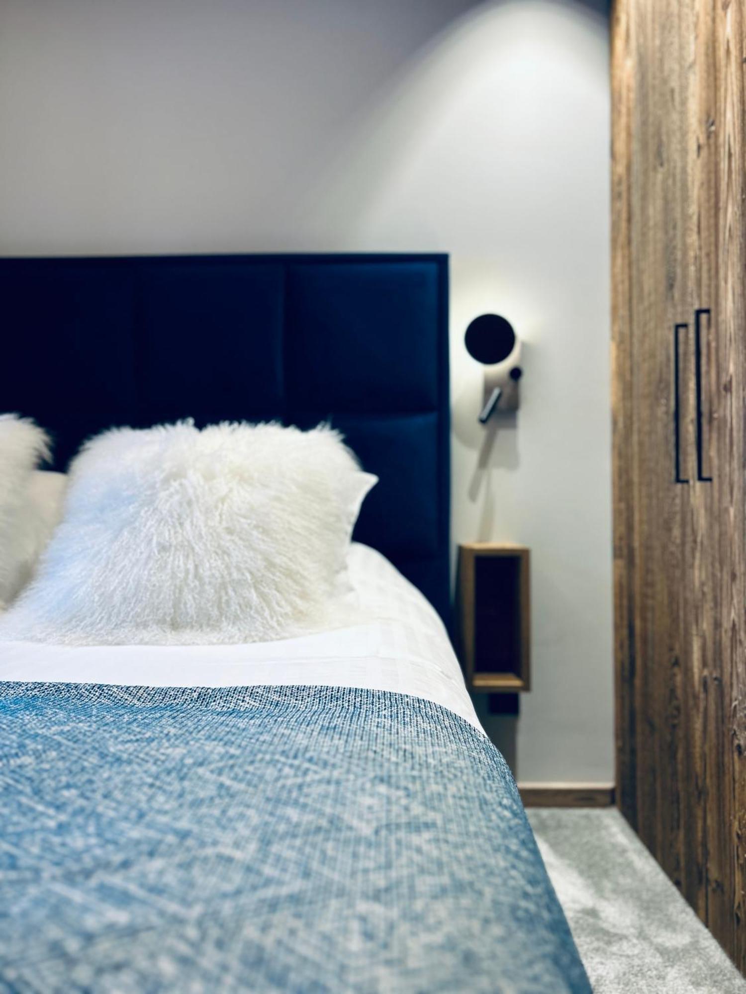 Hameau Des Prodains - *